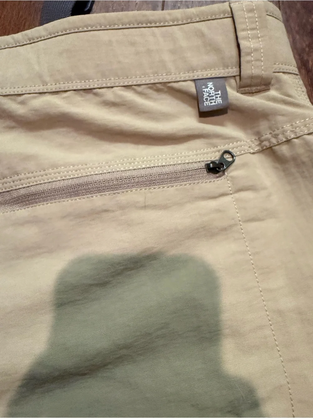 The North Face Men’s Beige Cargo Shorts with Adjustable Waist 36